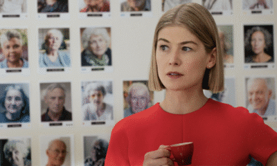Rosamund Pike Punched in London Street Mugging as Phone Snatching Epidemic Spirals Wheel Of Time Gone Girl